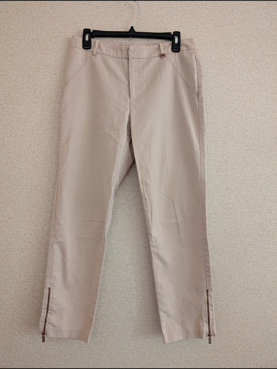 Calvin Klein Pants - Calvin Klein Cropped Ankle Pants in Light Beige